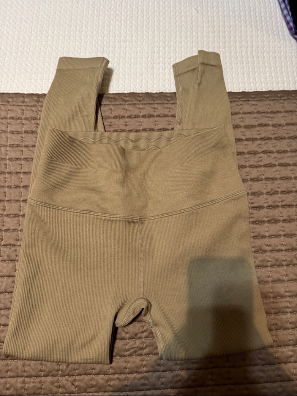 Spiritual Gangster Ribbed High-Waist Leggings Shorts in Tan